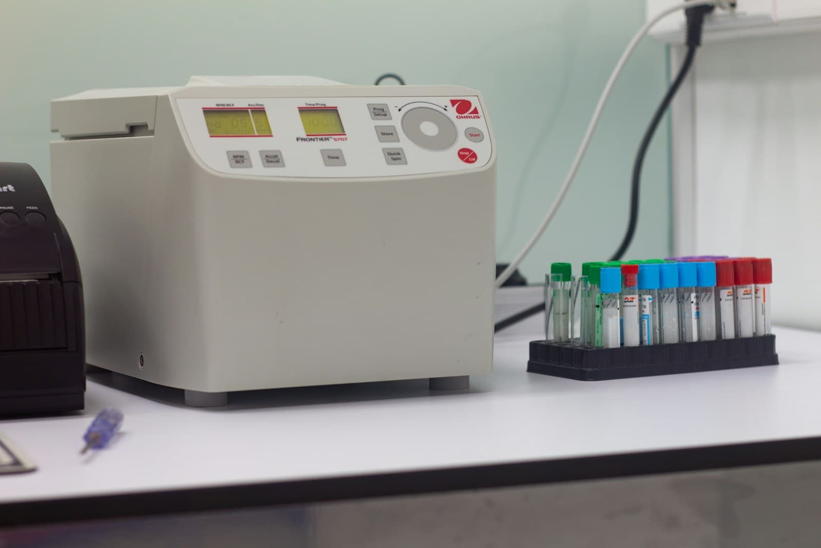 Controles de calidad en el laboratorio: cómo se garantiza que un resultado es confiable